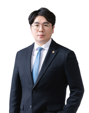 형사전문 김민수 대표변호사